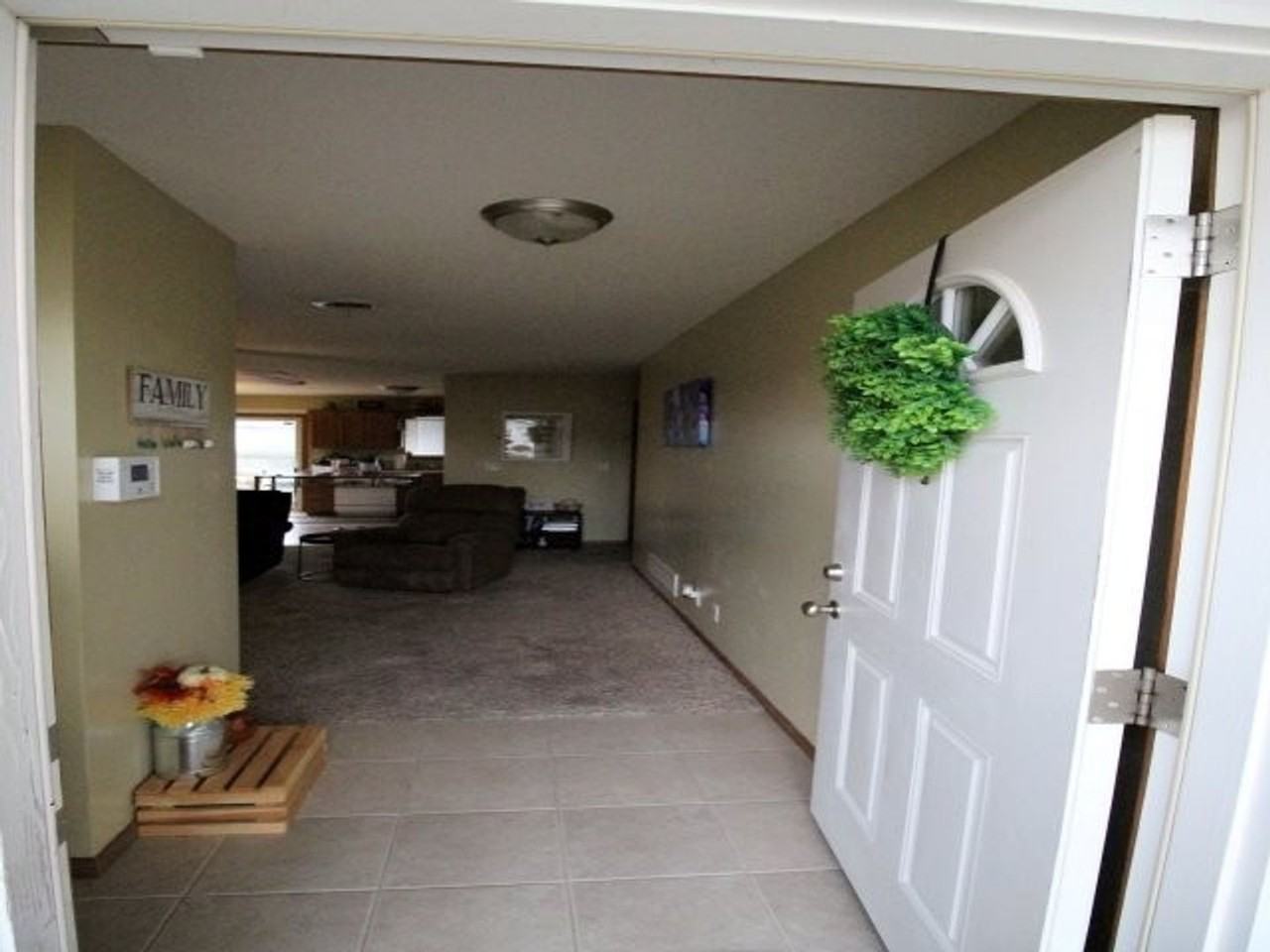 3003 Brookville Dr - Photo 2 of 13