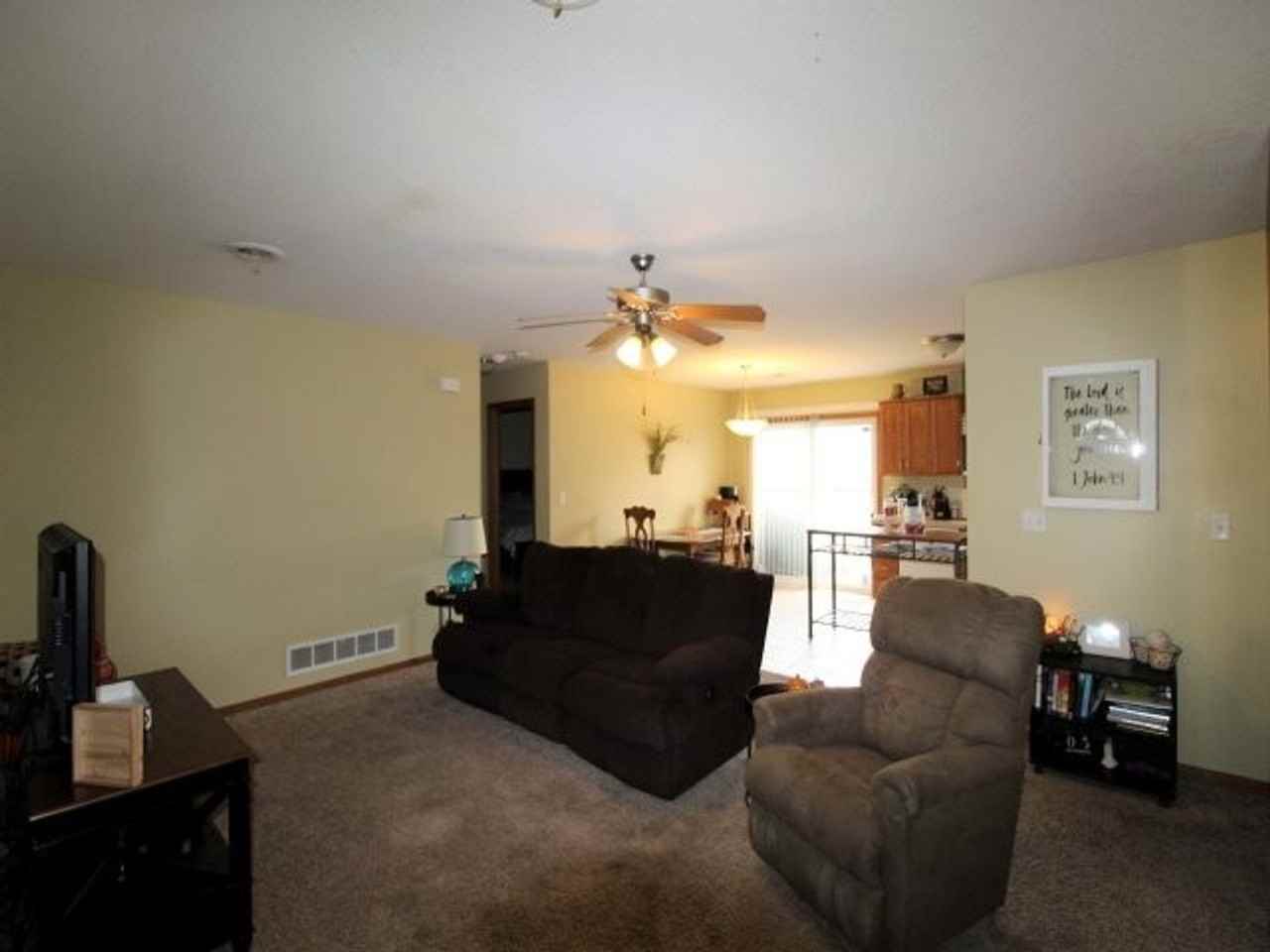 3003 Brookville Dr - Photo 3 of 13