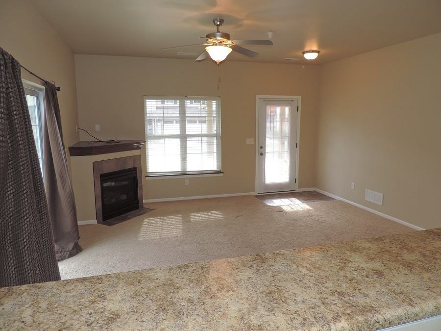 425 Cambria Dr - Photo 6 of 23