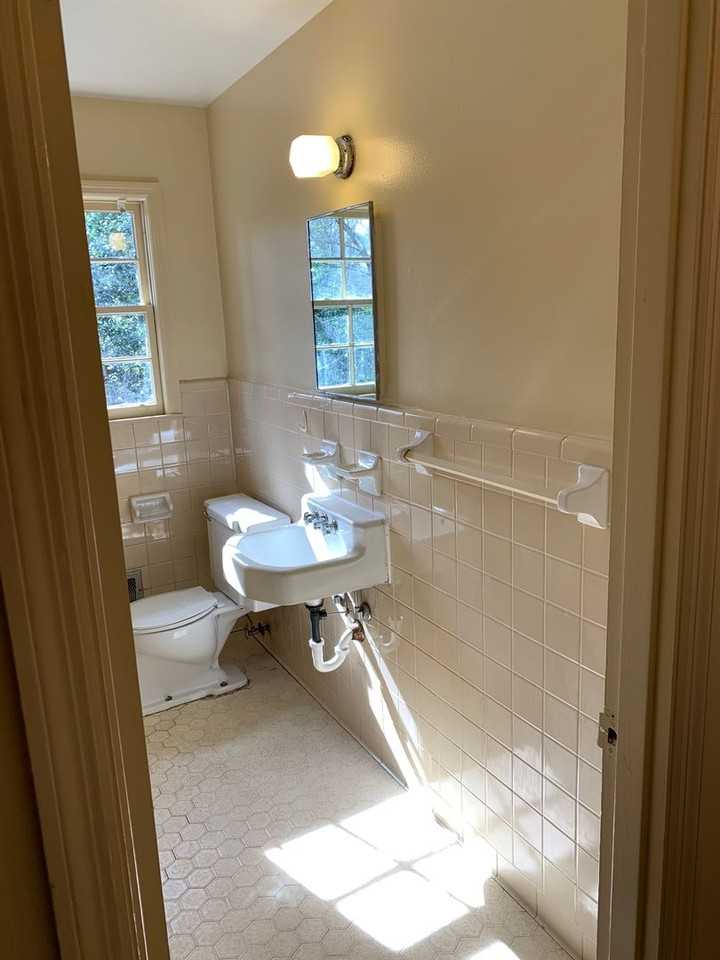 182 Riverdale Dr - Photo 6 of 8