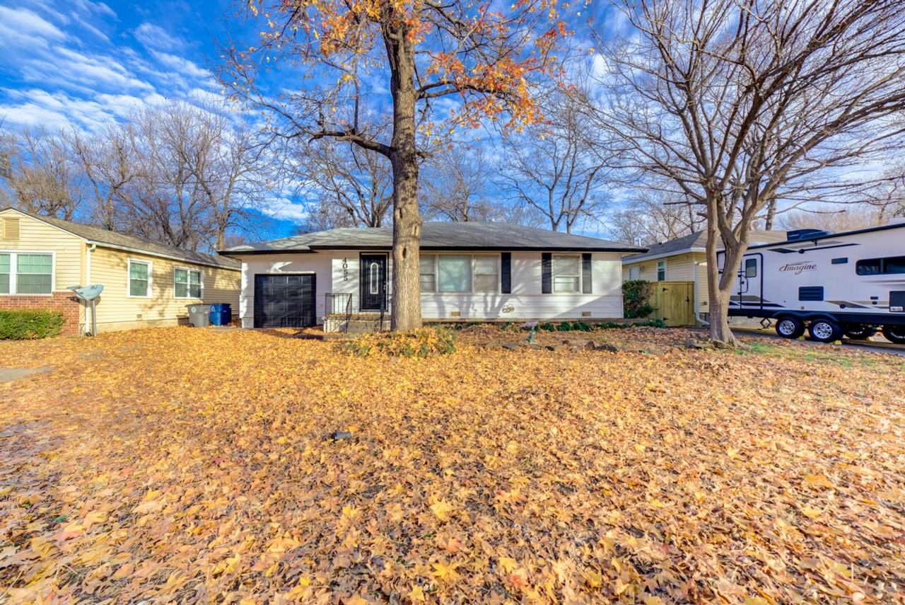 4055 E 25th Pl - Photo 2 of 26