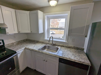 49 Bernside Dr - Photo 2 of 12