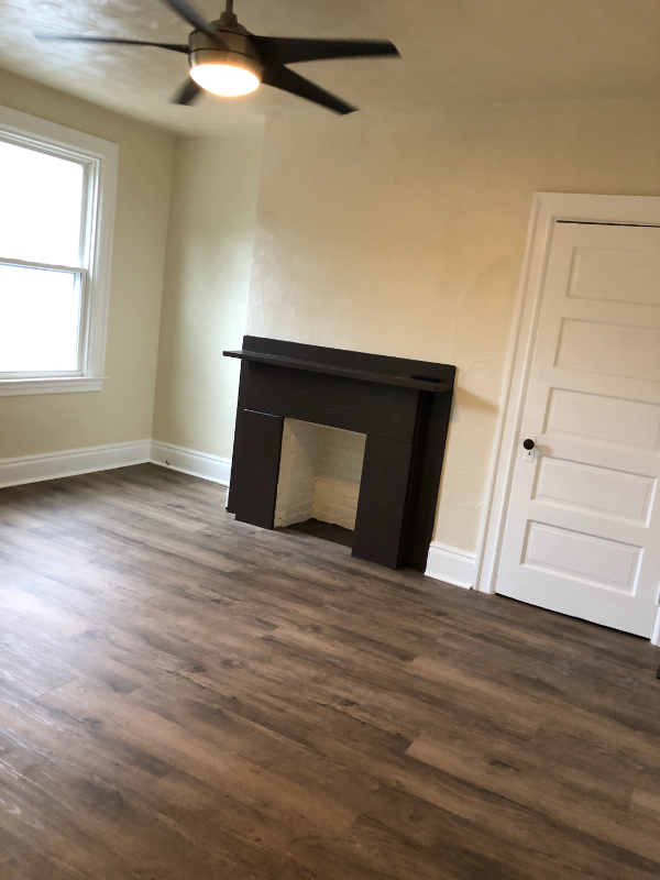 512 Carolyn Ave - Photo 6 of 9