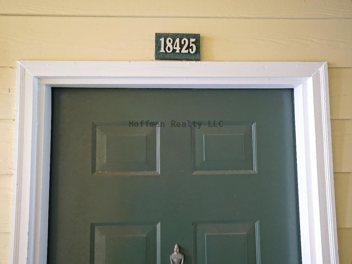 18425 Bridle Club Dr - Photo 2 of 23