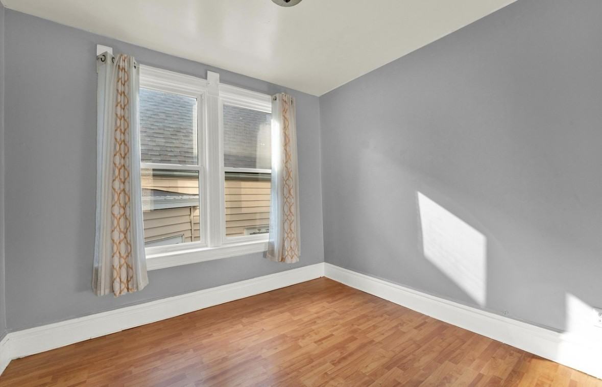3728 W Mclean Ave #2 - Photo 5 of 10