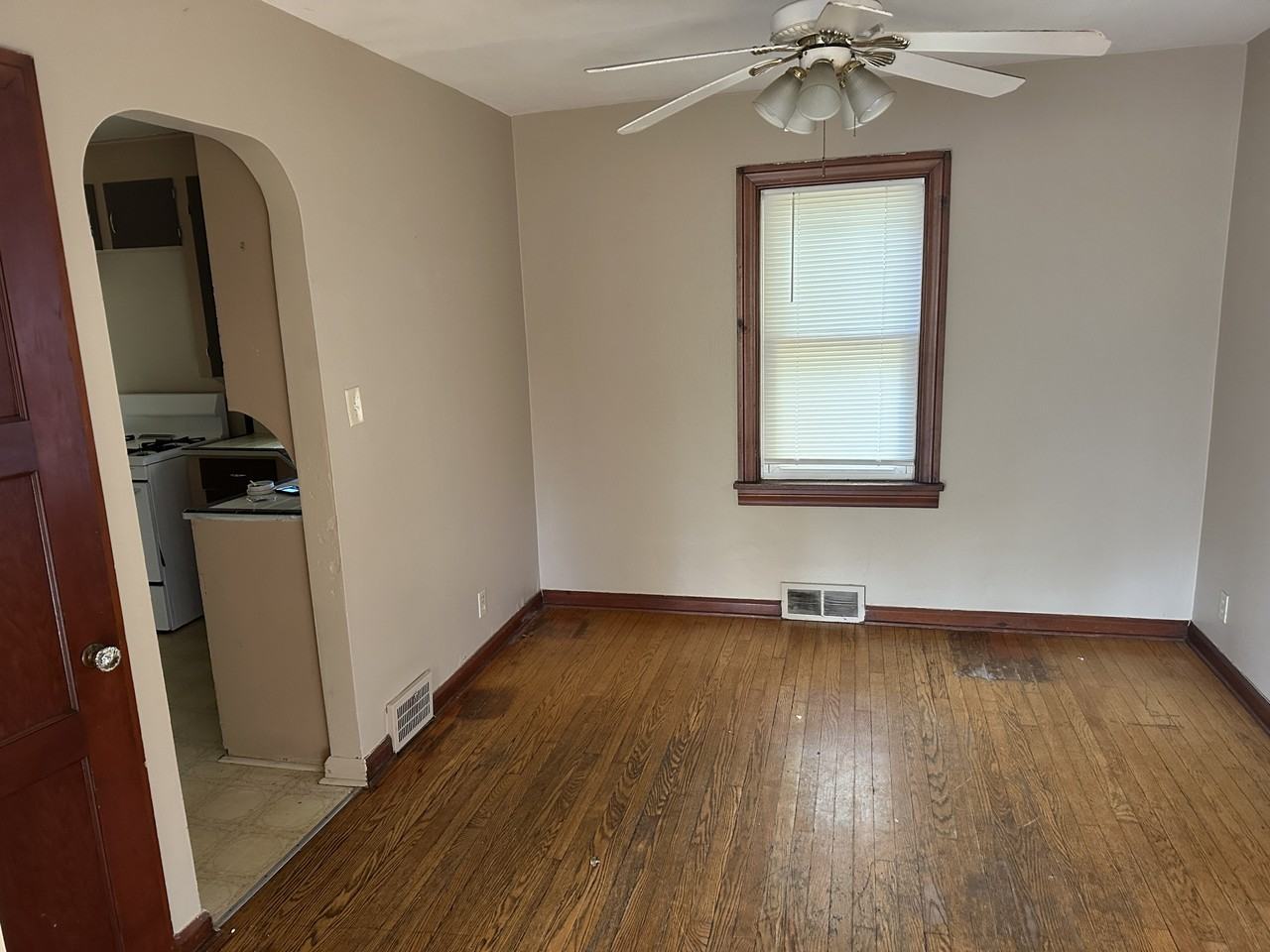 1517 Cherry Ave Ne #B - Photo 7 of 15