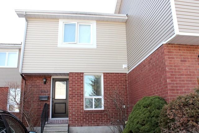 983 Cookshire Crescent #983 - Photo 2 of 10