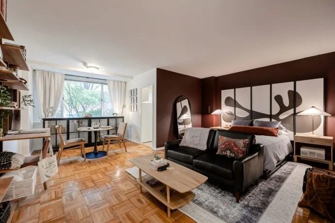 2802 Quebec Street Northwest - Photo 4 of 5