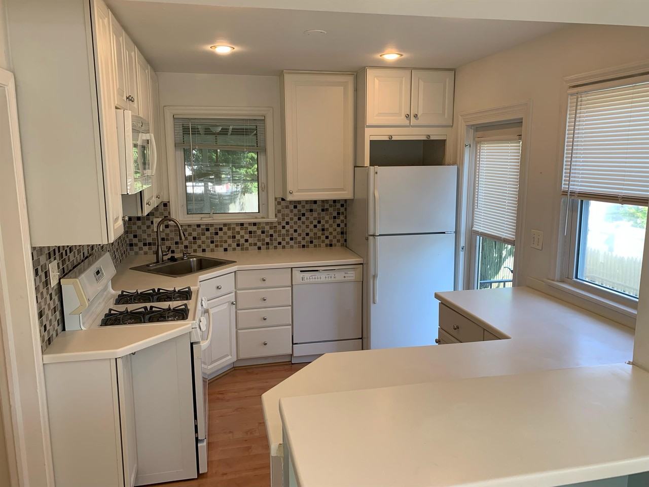 9511 Singleton Dr #1 - Photo 6 of 22