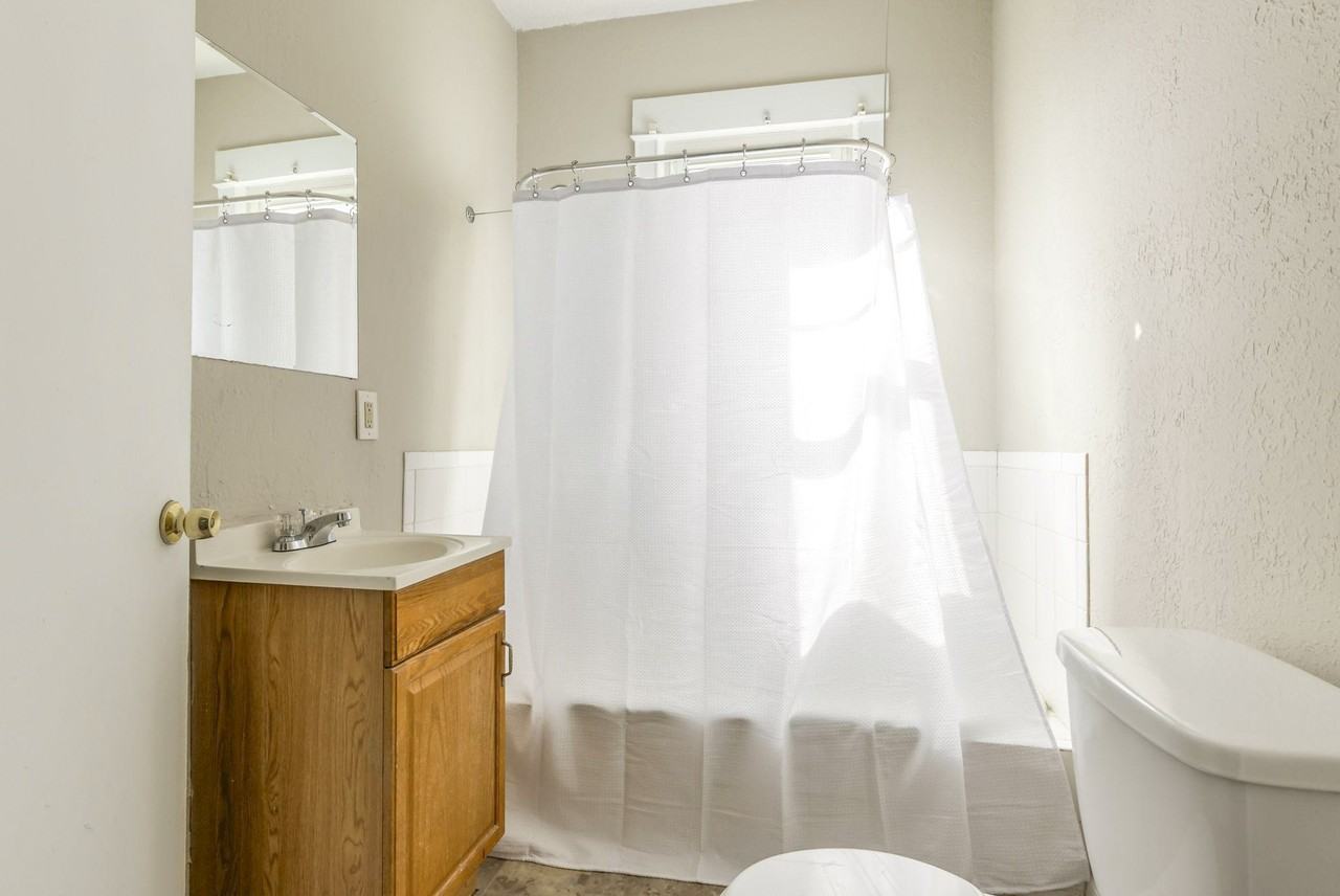 Saint John Avenue - Photo 2 of 5