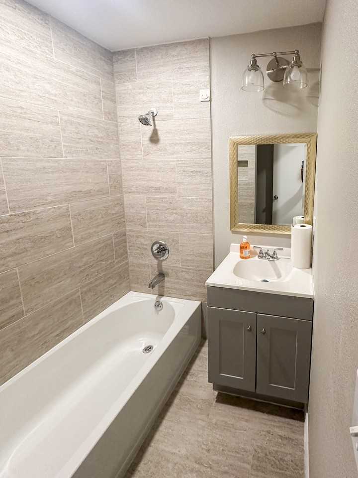 Bentham Ct - Photo 5 of 11