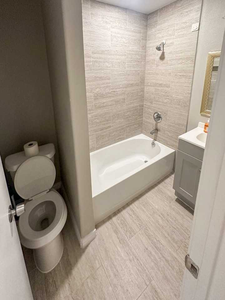 Bentham Ct - Photo 6 of 11