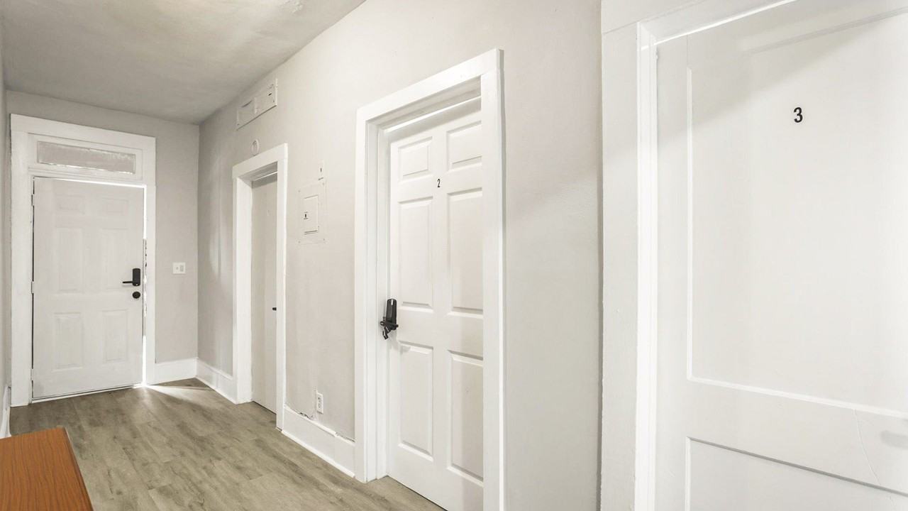 West 11th Street - Photo 3 of 11