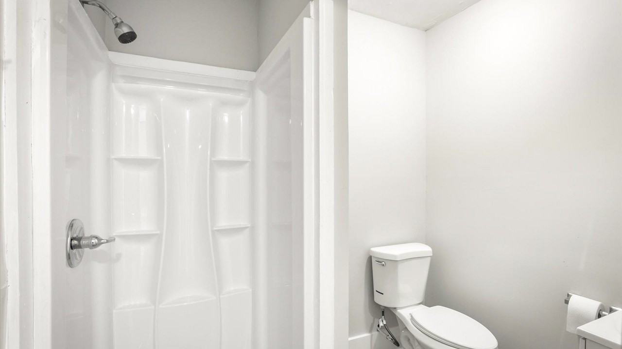 W 11th St - Photo 3 of 16