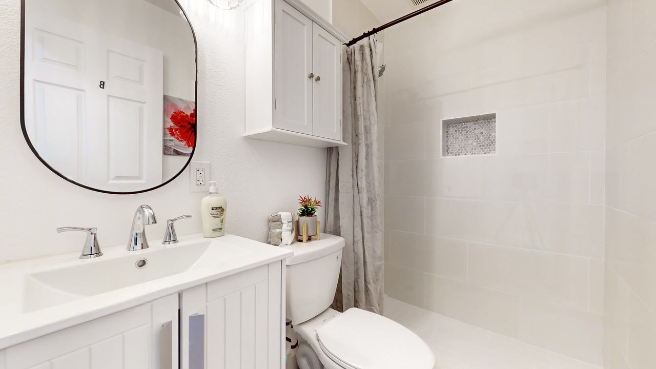 Aplin Ave - Photo 6 of 11