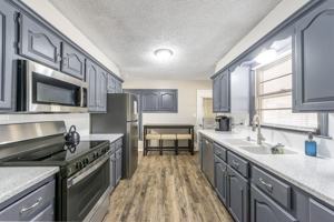 featured image of Ford Ave