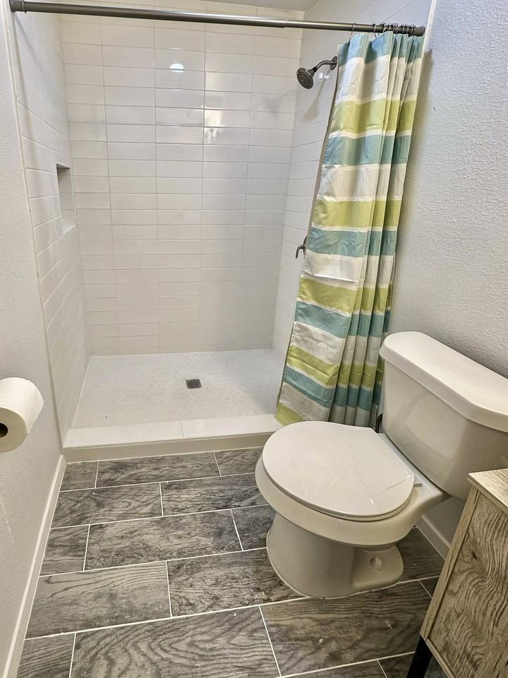 Brookwulf Dr - Photo 5 of 12