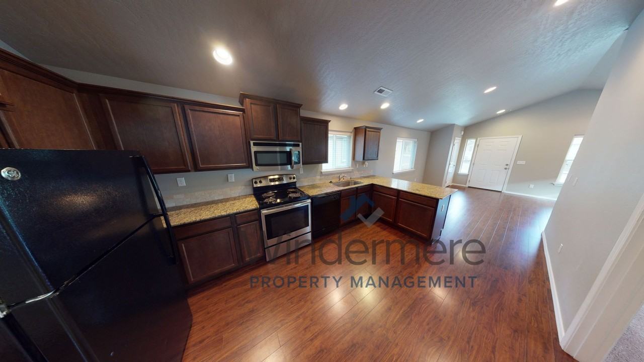 DPM Properties - Photo 4 of 11