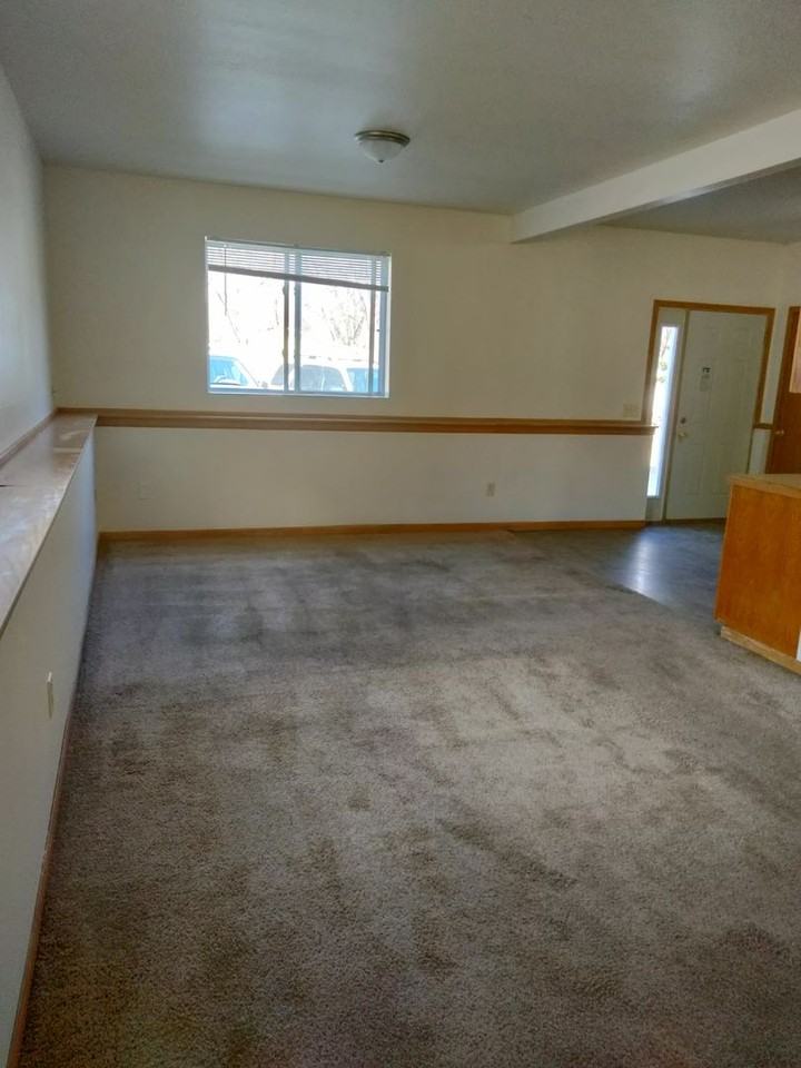 1711 2nd St Sw #1 - Photo 4 of 12