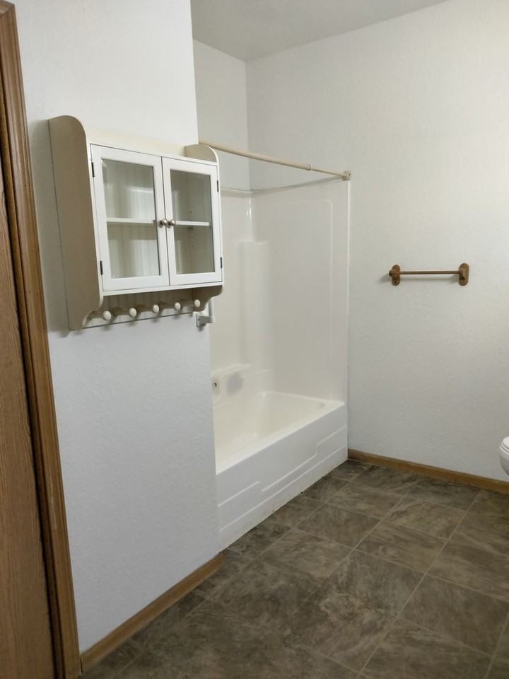 1711 2nd St Sw #1 - Photo 6 of 12