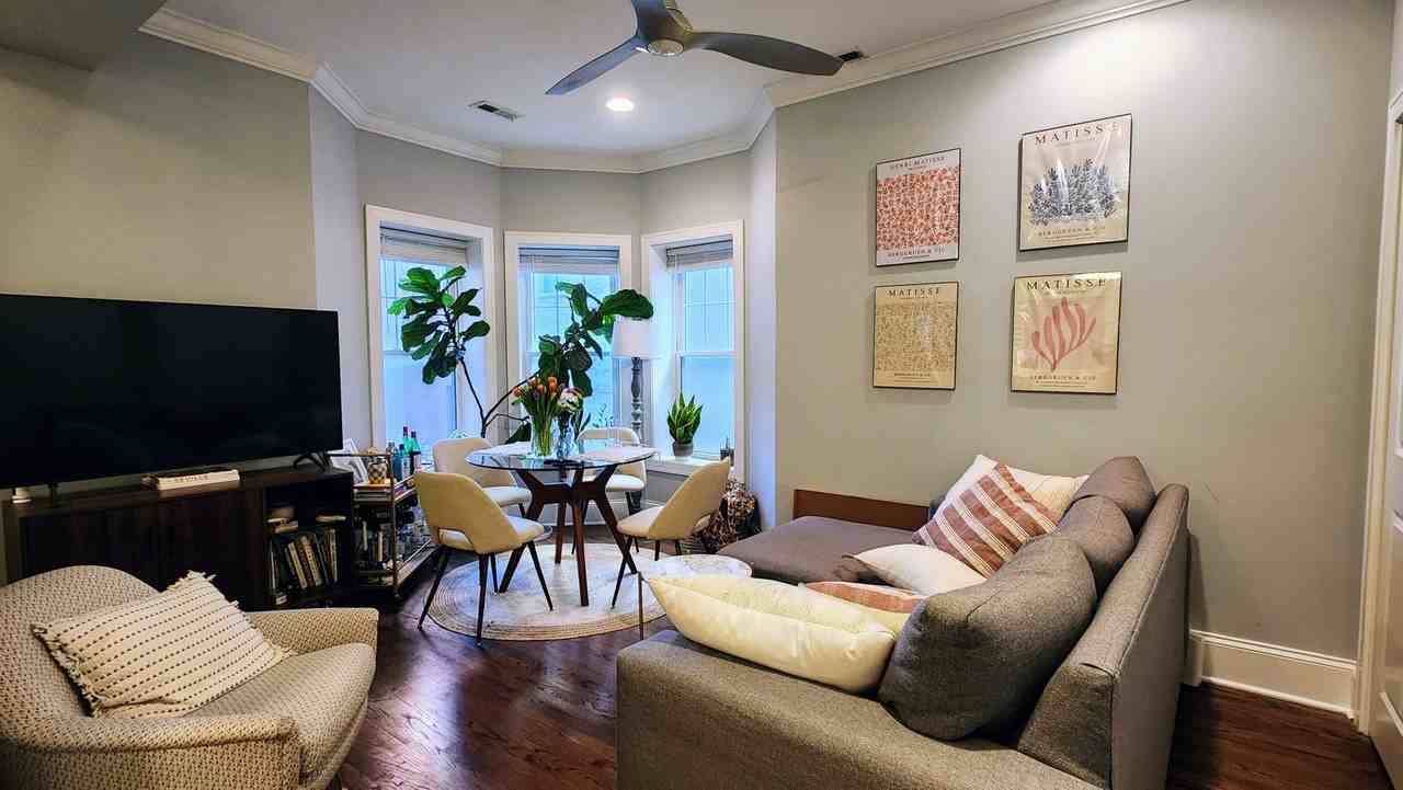 735 W Belmont Ave #3C - Photo 4 of 10