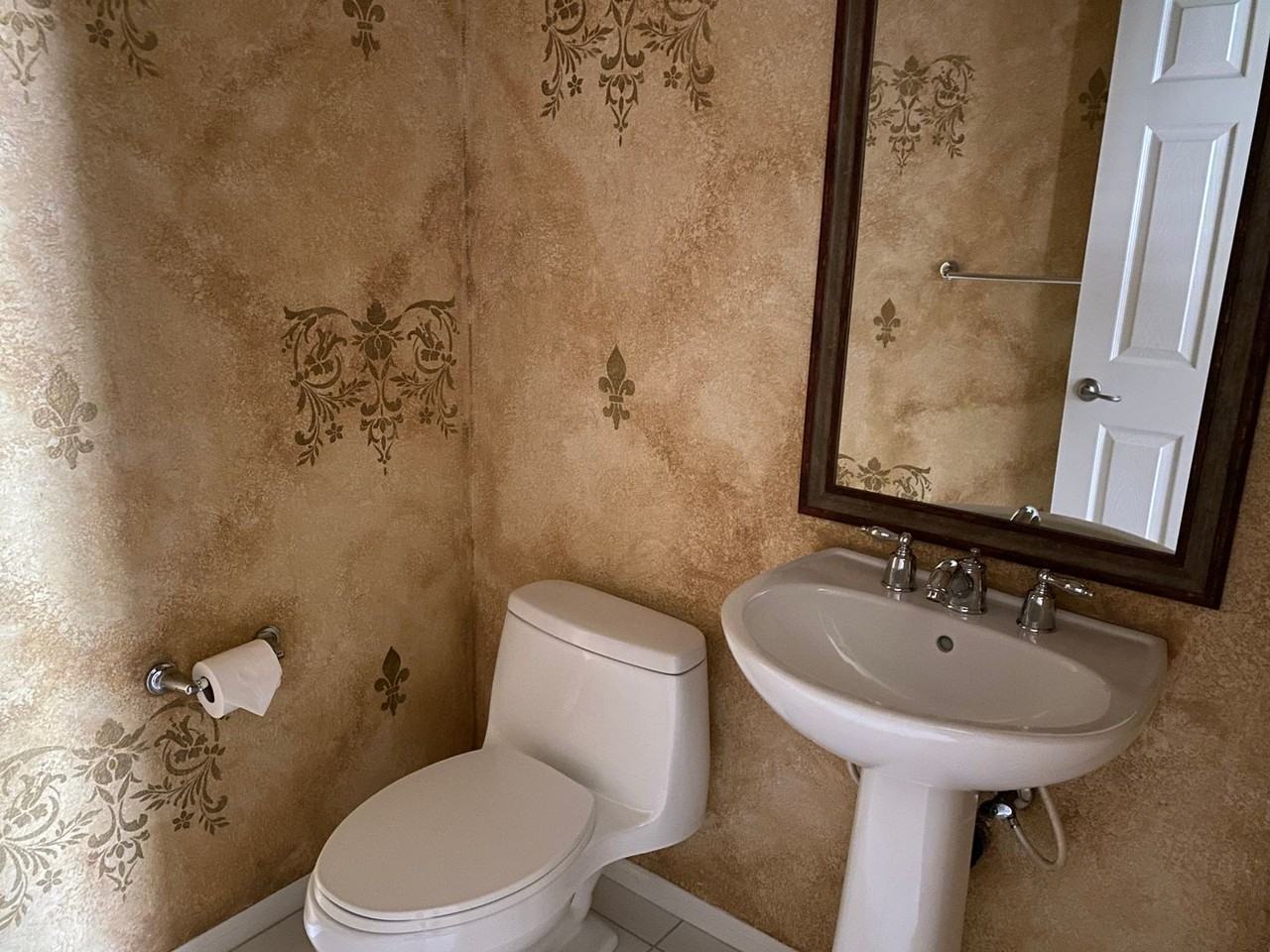 9222 Piatto Ln - Photo 7 of 29