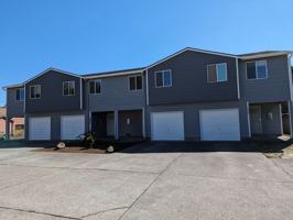 featured image of 4860 48th Loop