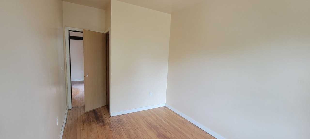 2804-2810 W Kilbourn Ave. - Photo 3 of 15