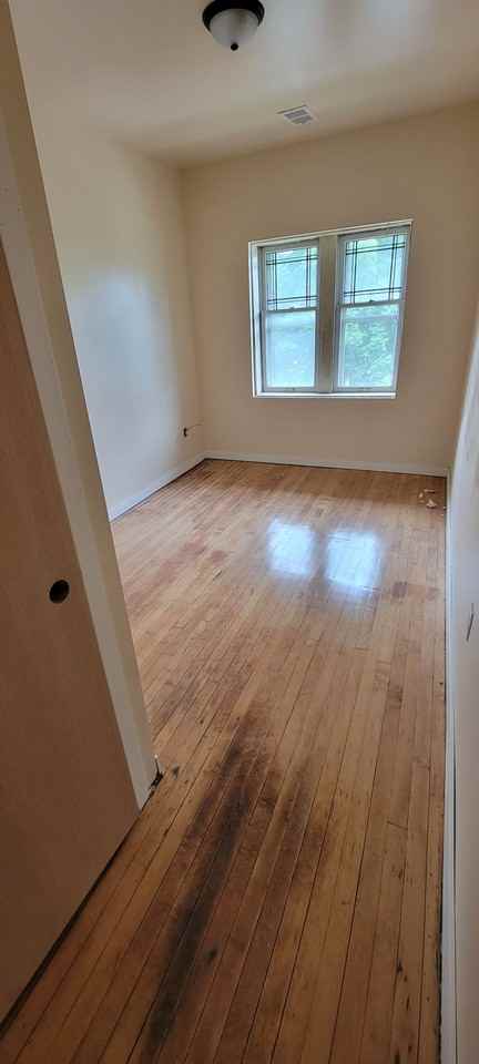 2804-2810 W Kilbourn Ave. - Photo 5 of 15