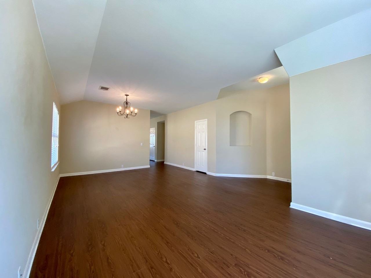 3323 Alexander Valley Cv - Photo 5 of 25