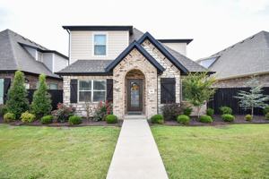 featured image of 804 N Malbec Rd