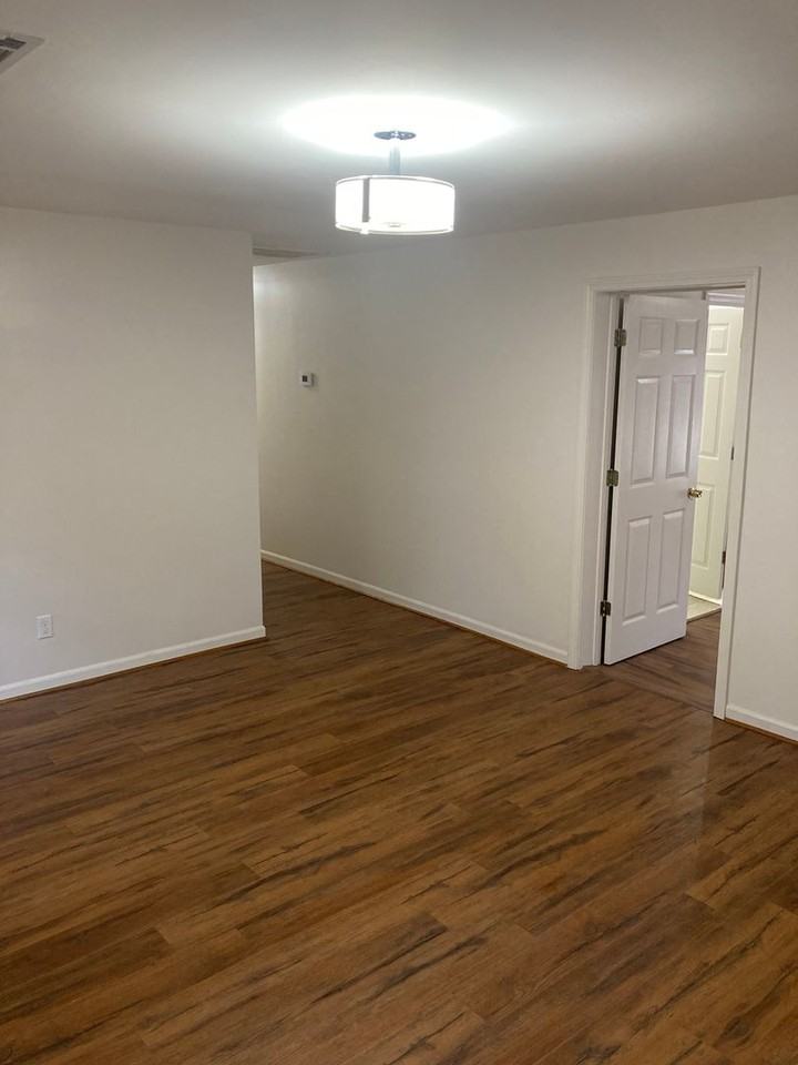 418 E 20th St Sw - Photo 3 of 22