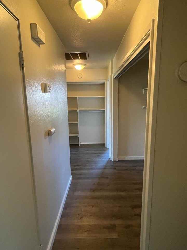 5 Courtland Cir - Photo 7 of 15