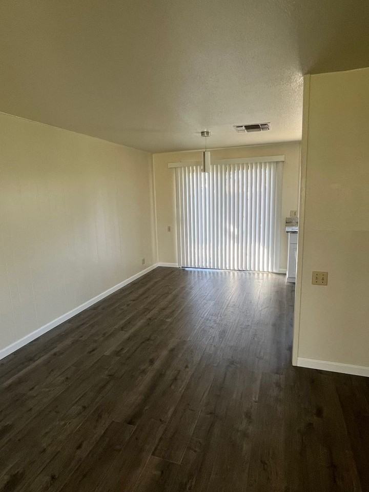 5 Courtland Cir - Photo 5 of 15