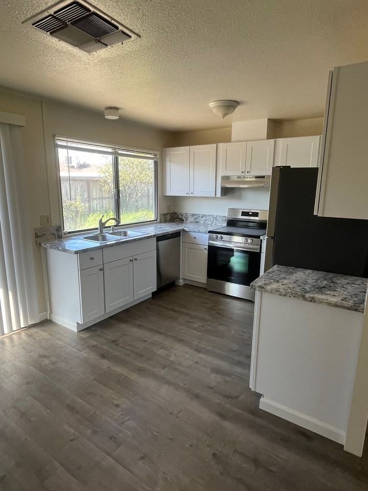 5 Courtland Cir - Photo 6 of 15