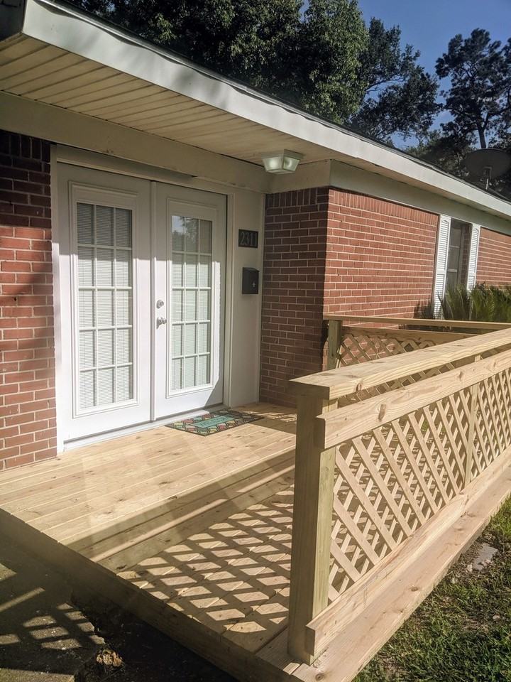 2311 Avenue G - Photo 2 of 17