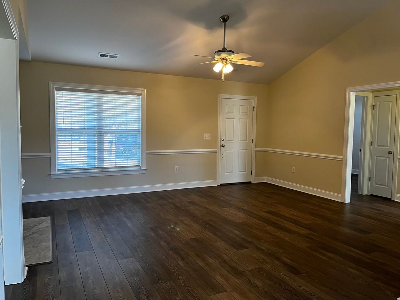 2927 Tesie Trl - Photo 3 of 24