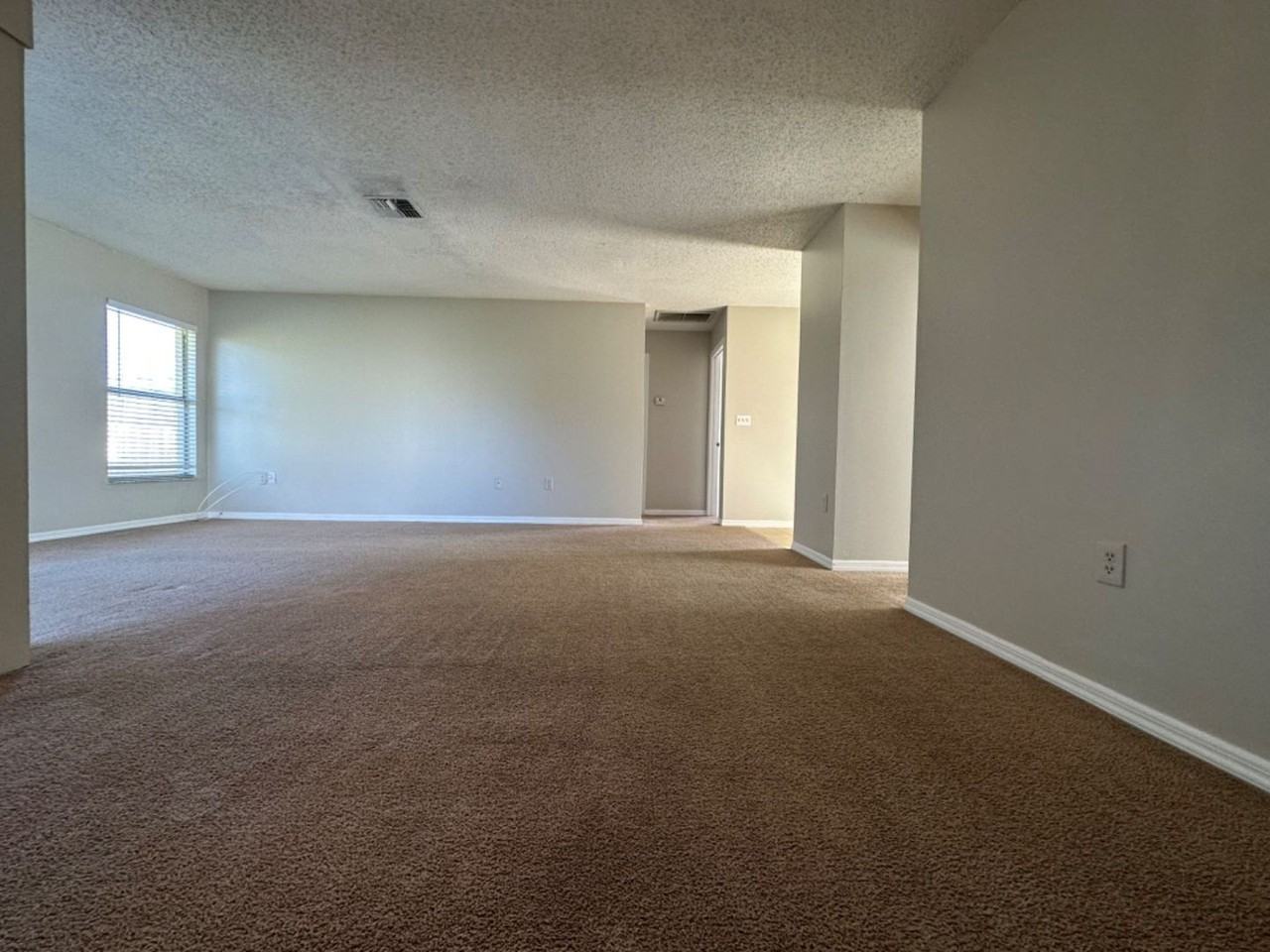 705 Midiron Ln - Photo 2 of 11