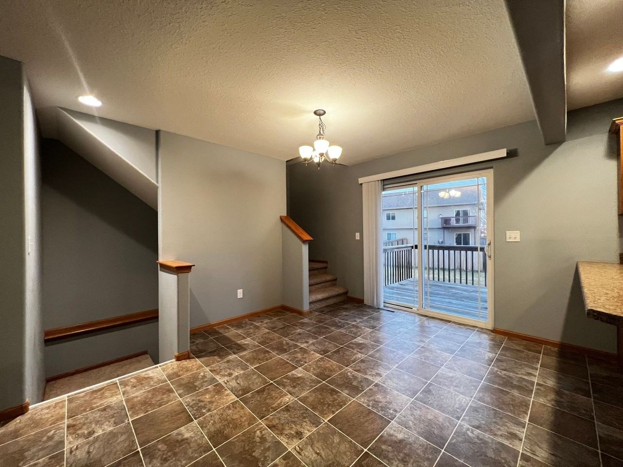 162 War Admiral Ln - Photo 6 of 27