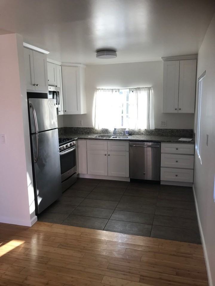 1828 Montrose Street - Photo 7 of 14