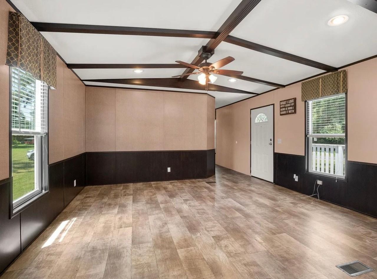 2846 Smyrna Rd - Photo 3 of 5