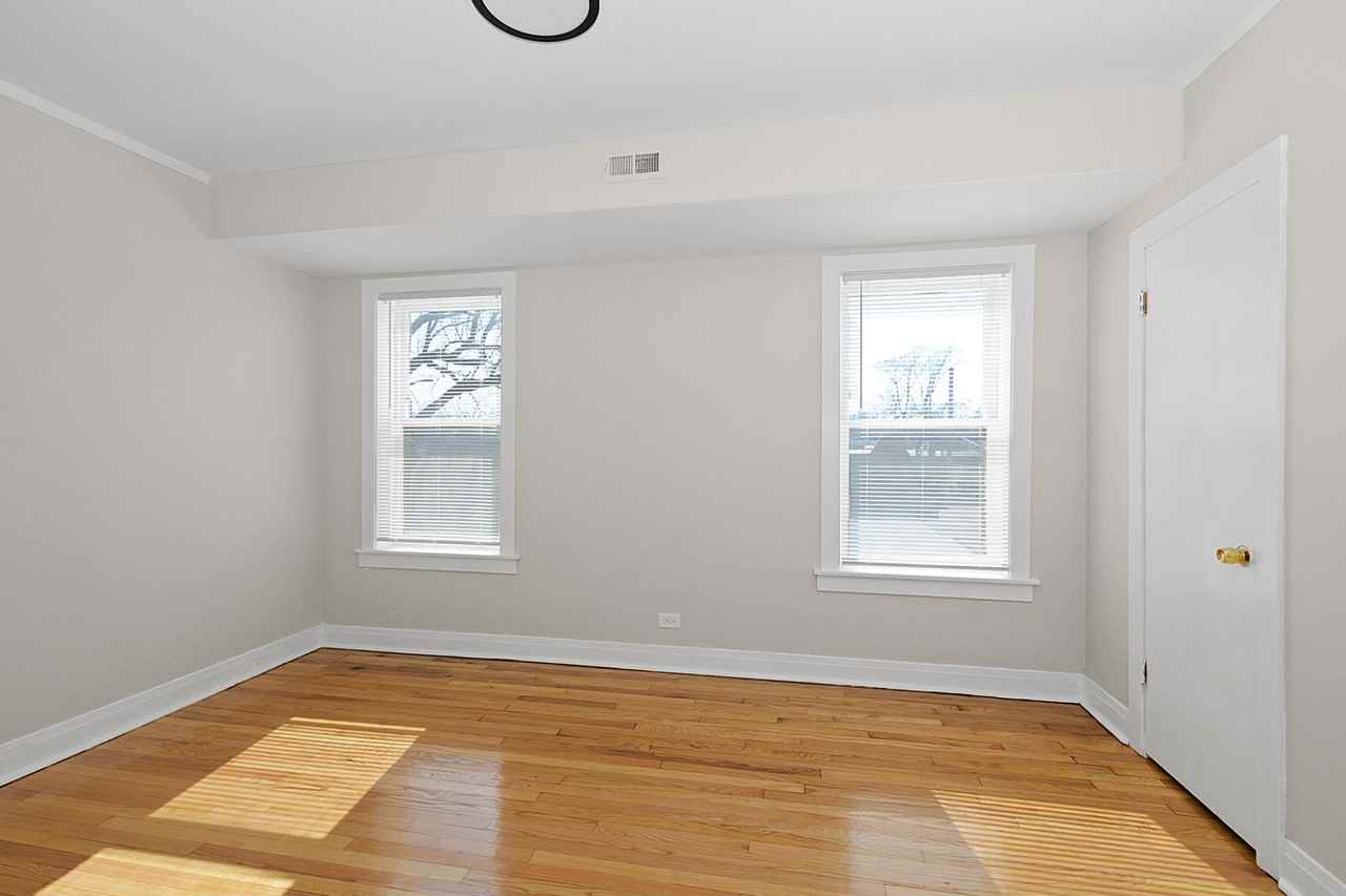 9848 S Walden Apartments in Beverly, Chicago, IL 60643 Zumper