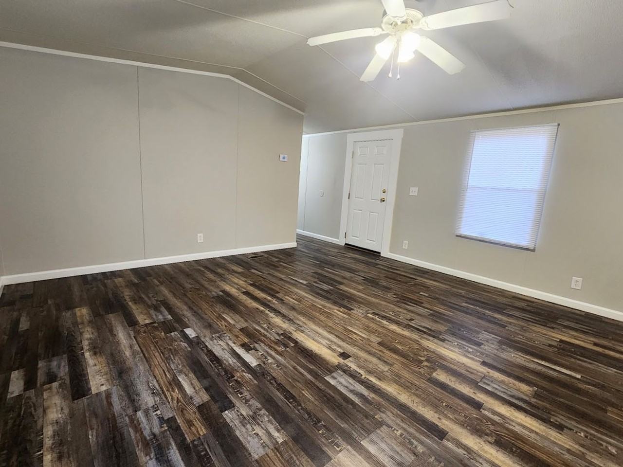 431 Brooks Rd - Photo 2 of 19