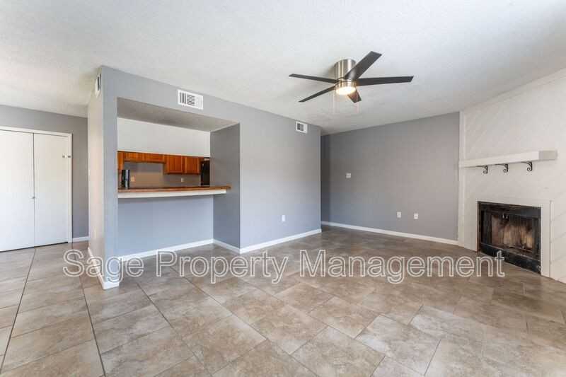 1717 S Brightside View Dr #C - Photo 3 of 18
