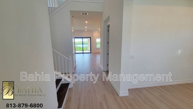 1074 Seagrape Dr - Photo 4 of 50