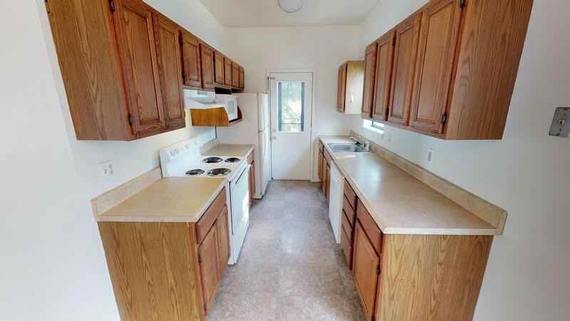 126 Hill St - Photo 2 of 30