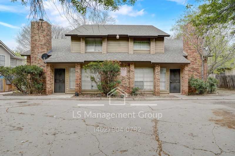 7517 Oak Chase
