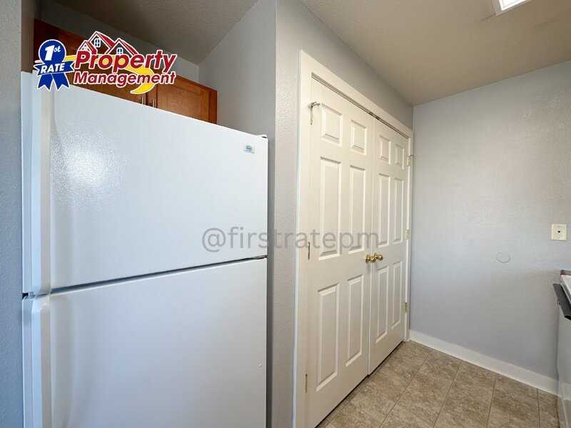 272 W Mallard Dr #208 - Photo 6 of 27