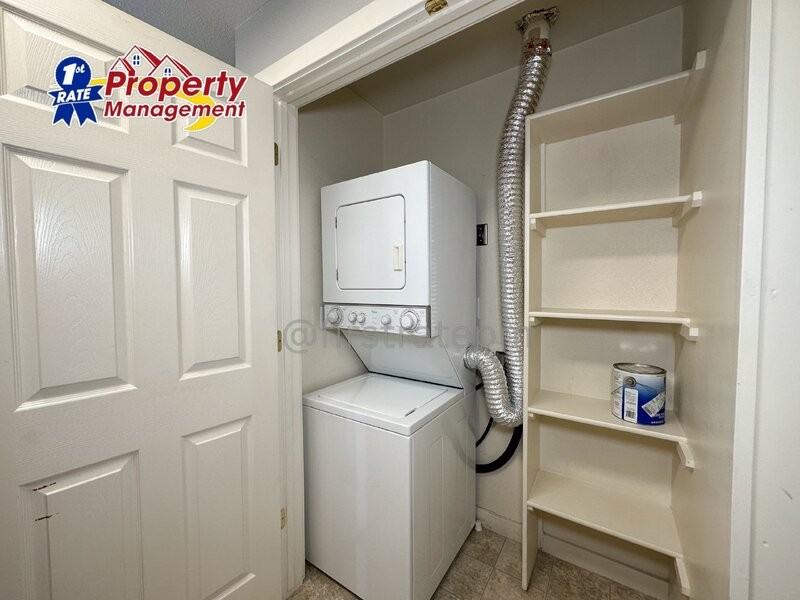 272 W Mallard Dr #208 - Photo 7 of 27