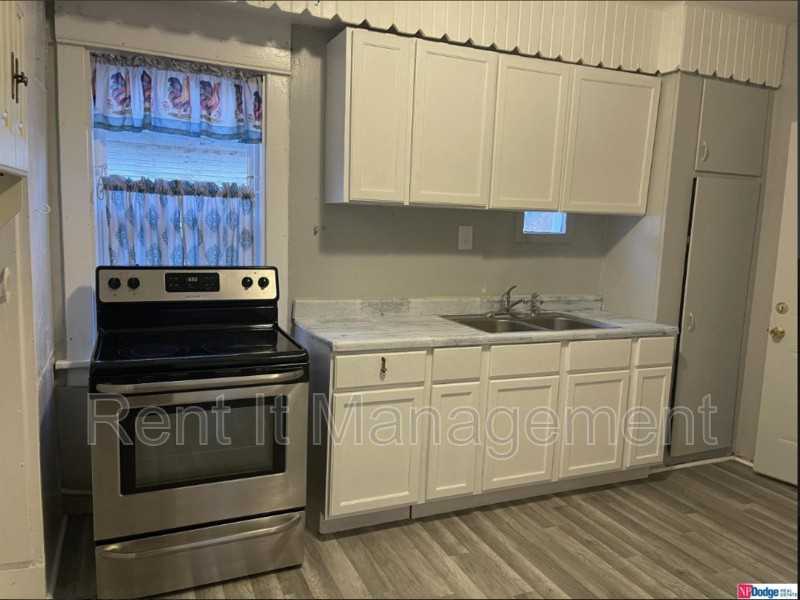 4419 Spaulding St - Photo 2 of 14